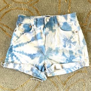 Girl’s “Gap” Short Shorts